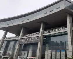 It has a beautiful garden outside the building. Wh It has a beautiful garden outside the building. While the west side of the complex is the historic architectural complex of Wenlan Tower. It was an im